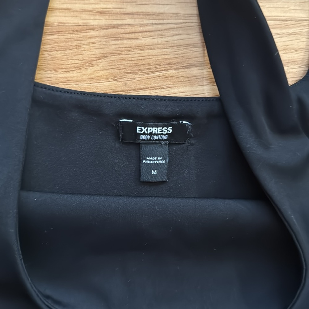 Express Black Body Contour Crop ✨ Size M - Picture 3 of 8
